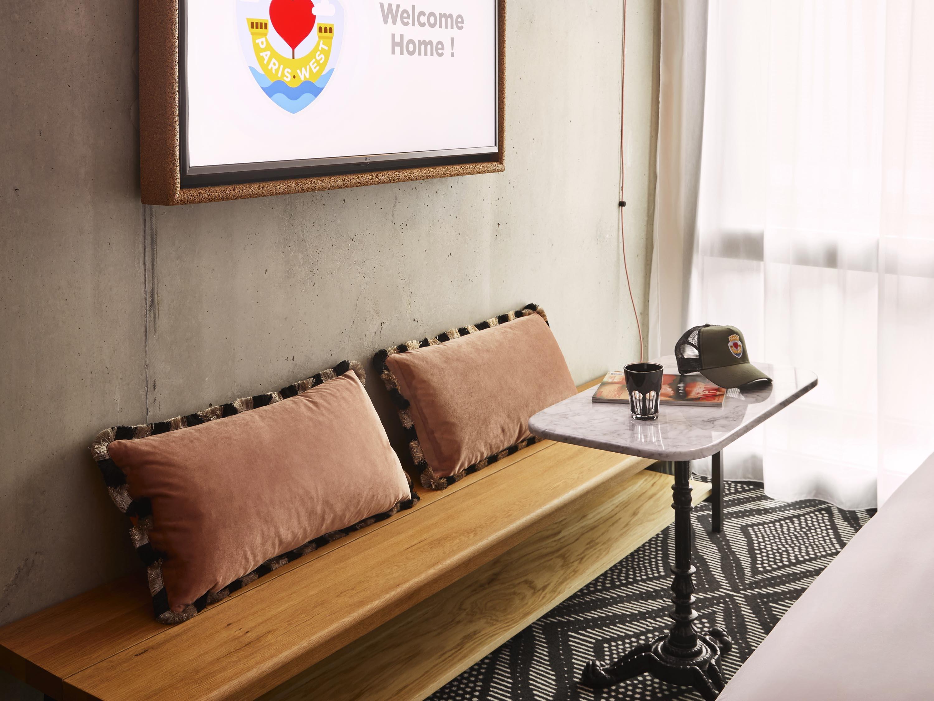 มามา เชลเตอร์ ปานรีส เวสต์ Hotel ปารีส ภายนอก รูปภาพ