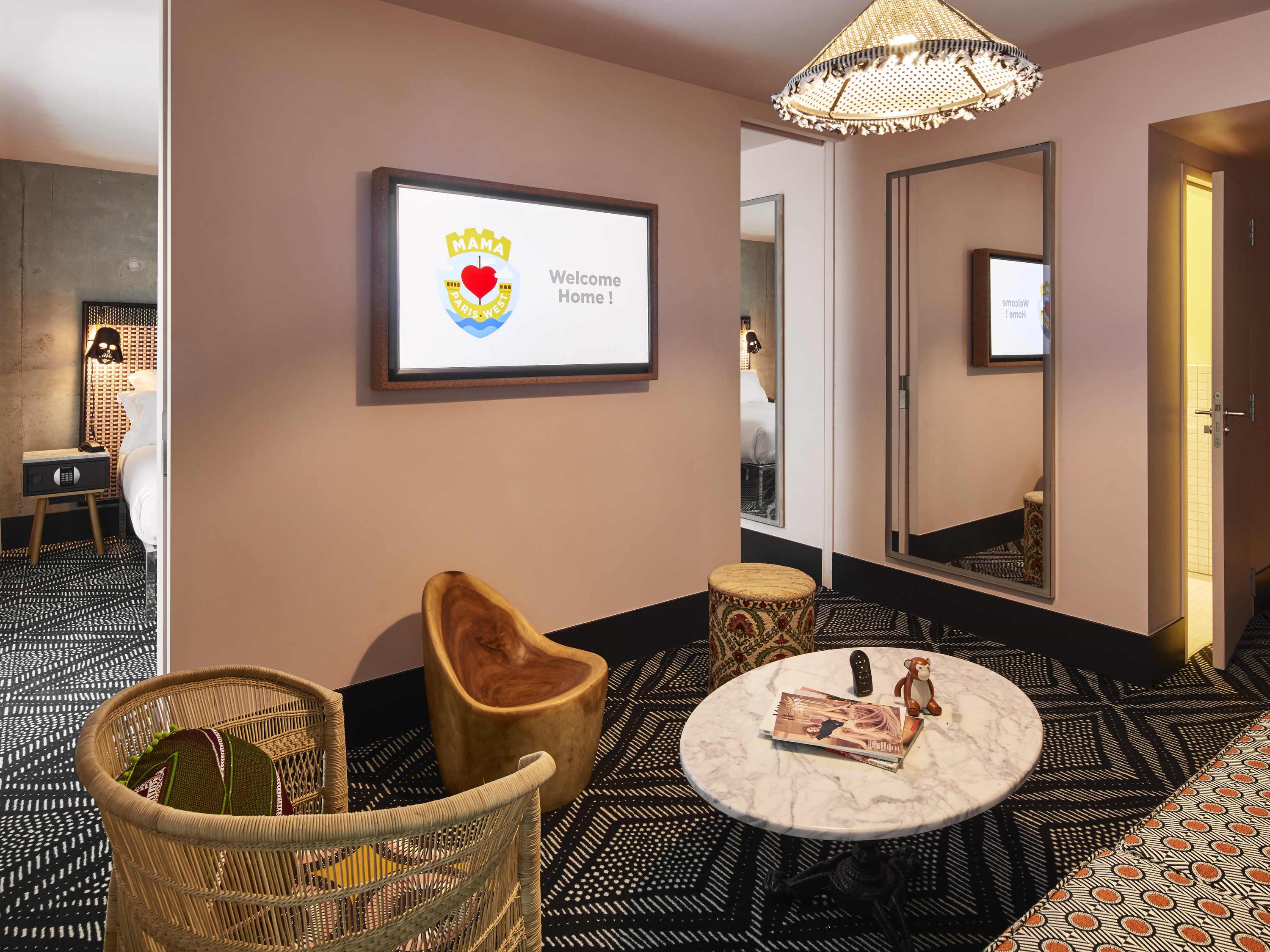 มามา เชลเตอร์ ปานรีส เวสต์ Hotel ปารีส ภายนอก รูปภาพ